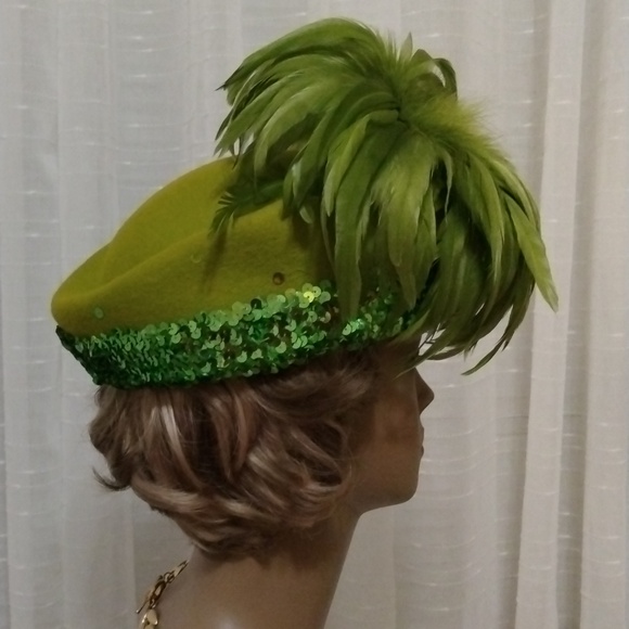 Vintage USA Stewardess Women Hat With plumes/Feathers Sequins - Picture 3 of 16
